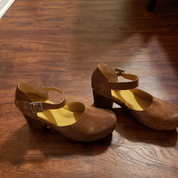 Retro Pump - Picture 2 of 5